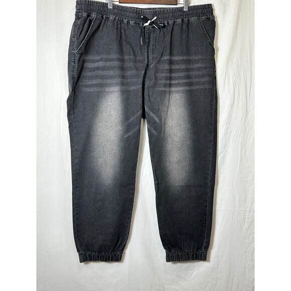 Manfinity Men's Black Denim Distressed Joggers Size 5X NWT - Picture 1 of 3